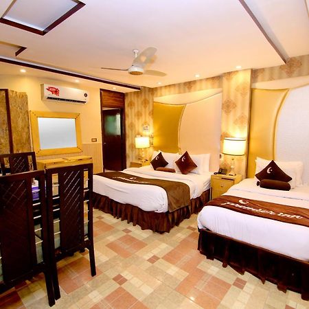 Premier Inn Gulberg Lahore Exteriér fotografie