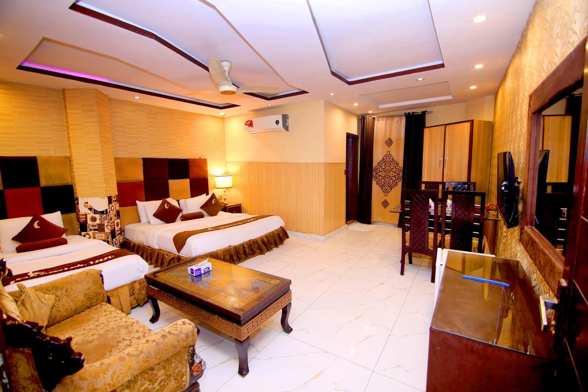 Premier Inn Gulberg Lahore Exteriér fotografie