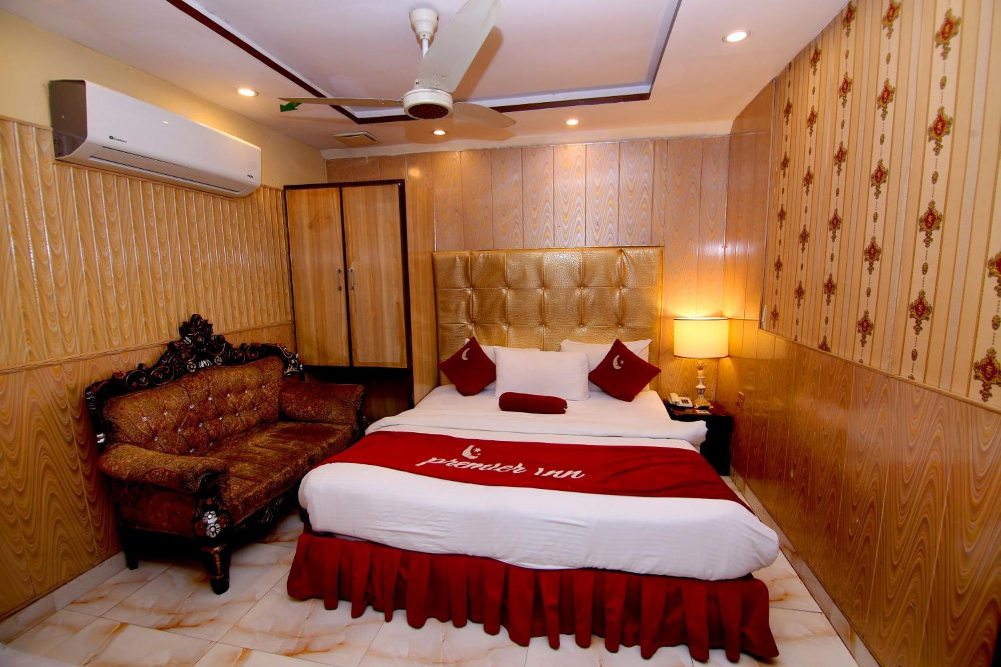 Premier Inn Gulberg Lahore Exteriér fotografie