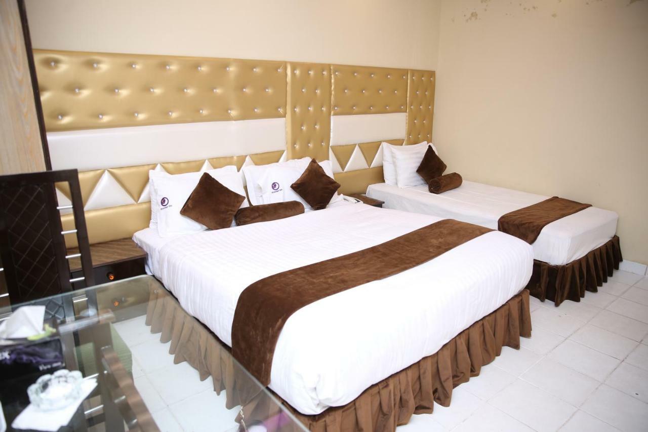 Premier Inn Gulberg Lahore Exteriér fotografie